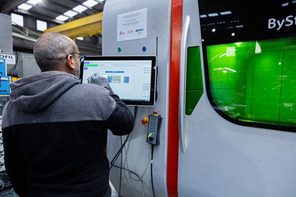 Máquina corte con láser