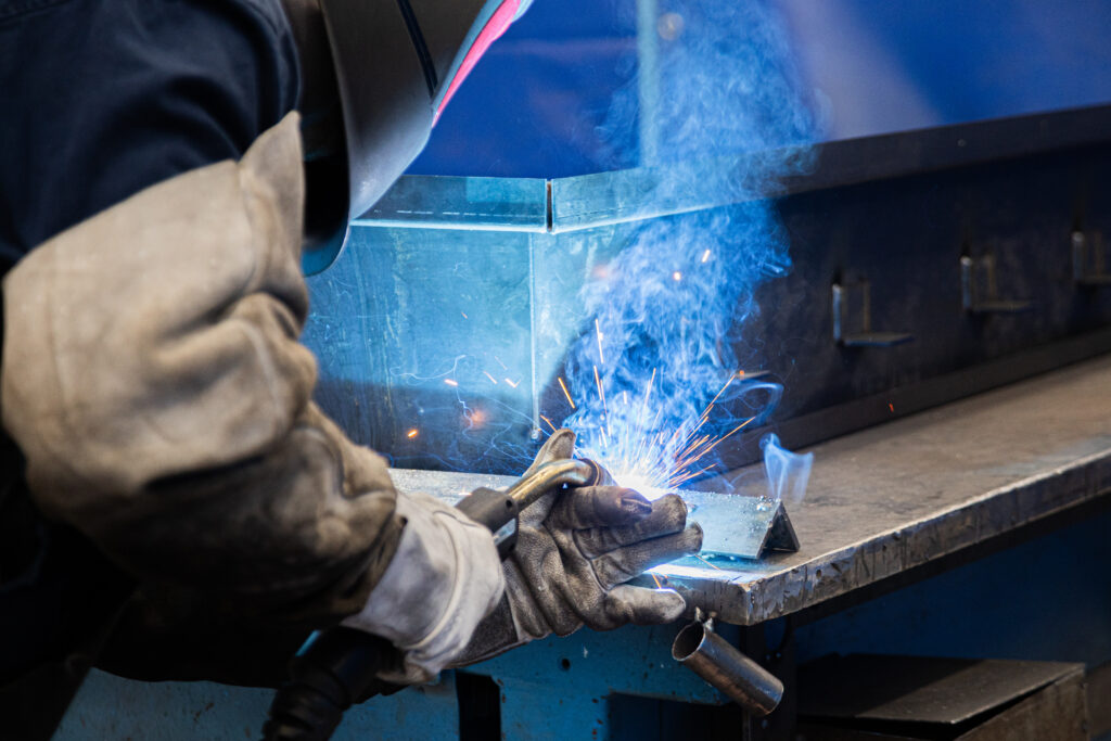 Detalle soldadura manual