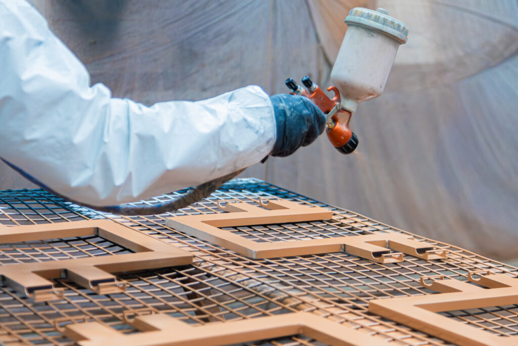 Proceso pintura líquida